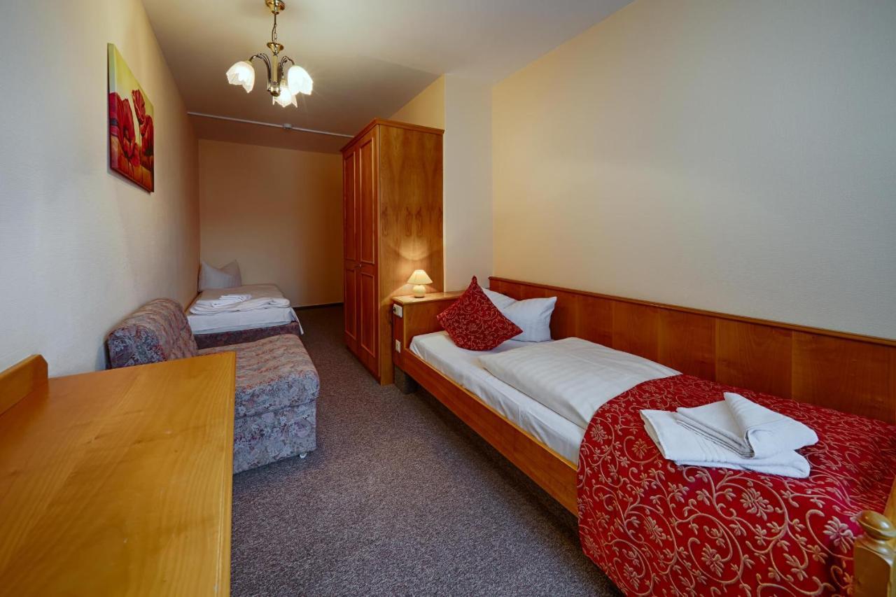 Hotel Auerhahn มาสเซอร์แบร์ก ภายนอก รูปภาพ
