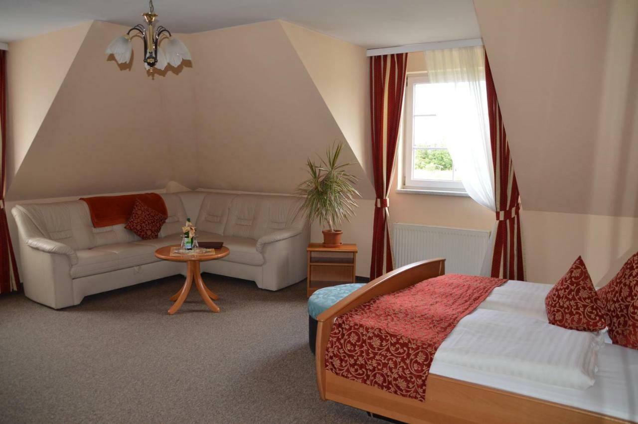 Hotel Auerhahn มาสเซอร์แบร์ก ภายนอก รูปภาพ